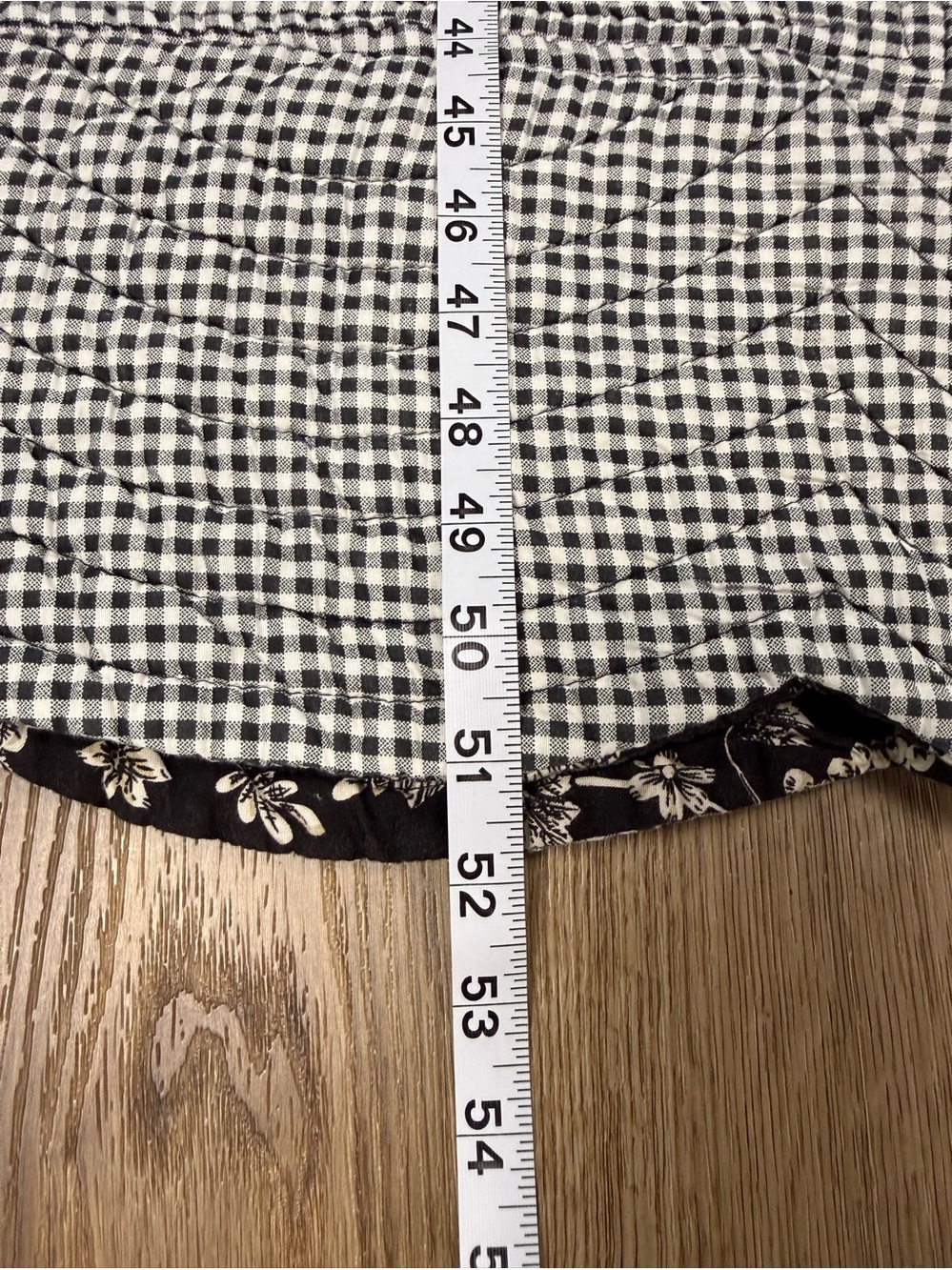 Reversible Black Floral Gingham Quilted Throw Blanket Cottage Farmhouse - Picture 6 of 7